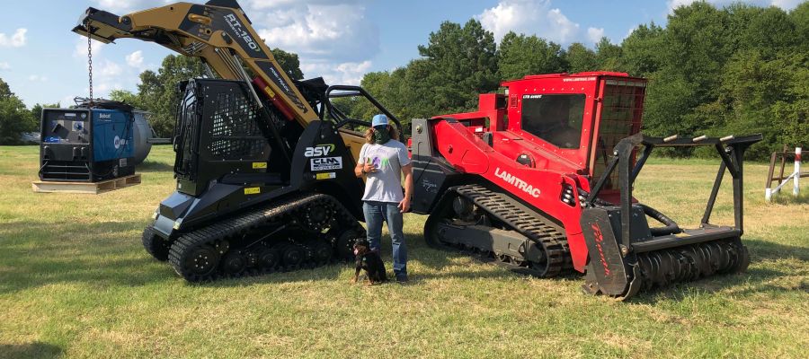 yellow mulch machine